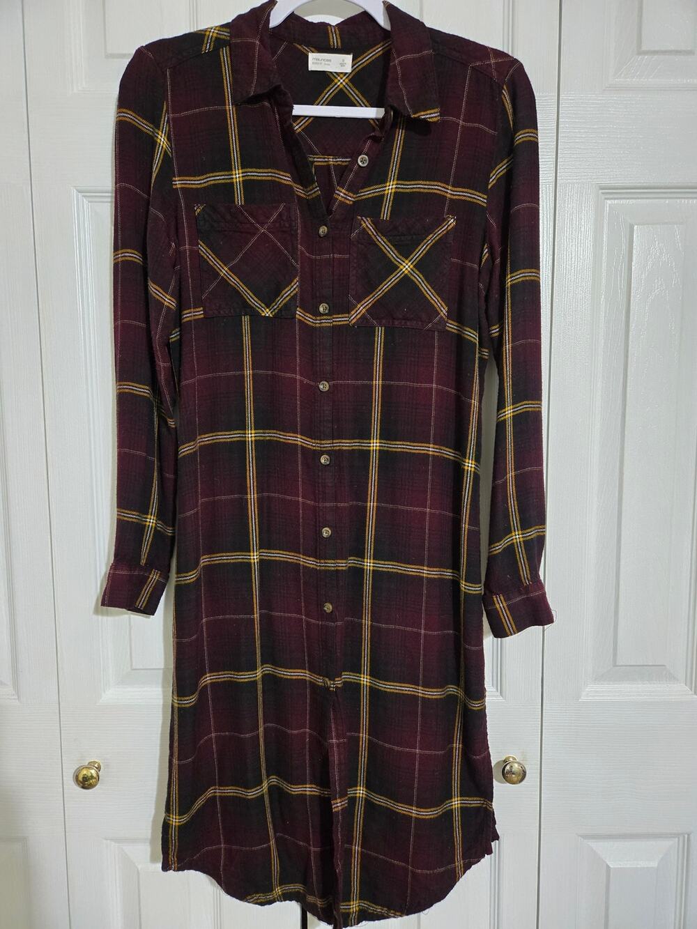 Maurices small women's plaid relaxed fit button up duster
